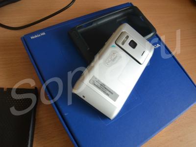 Nokia N8   