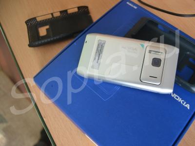 Nokia N8   